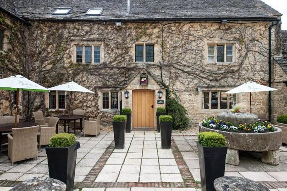 Private Full Day Cotswolds Tour From London