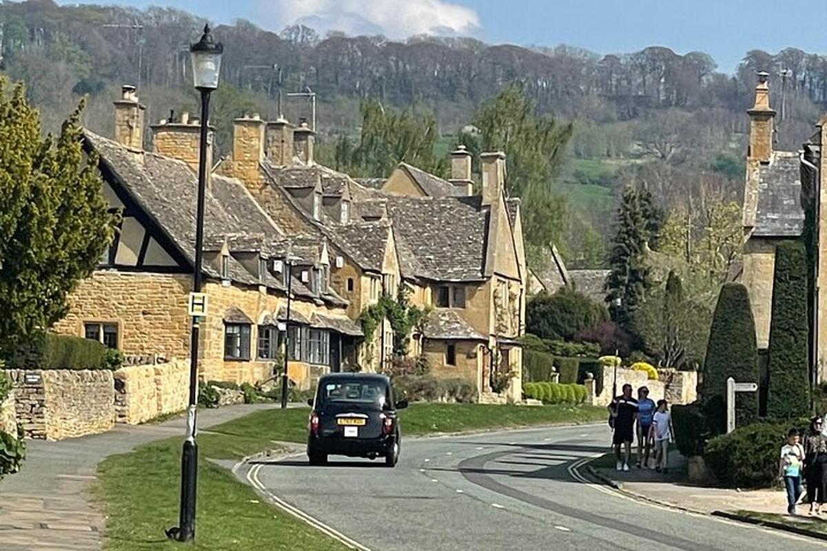 Come and Explore the Cotswolds in an Iconic London Taxi