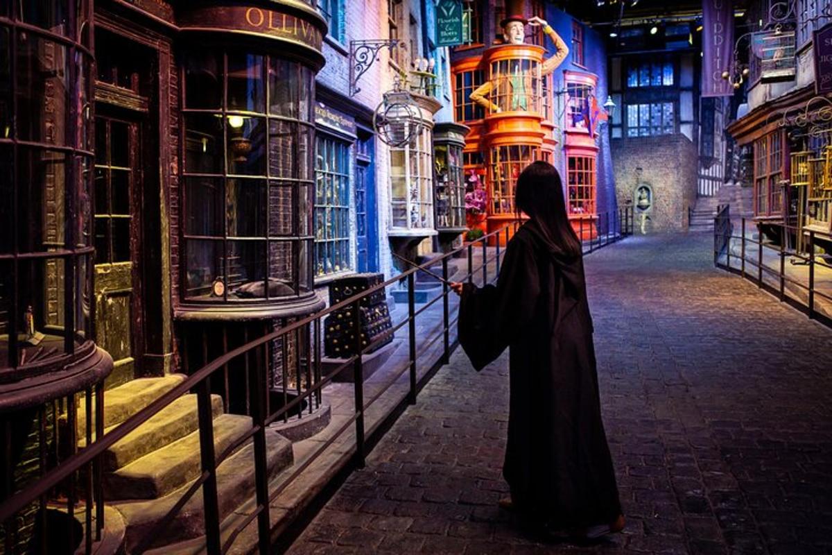 The Making of Harry Potter Warner Bros. Studio Tour & Transfers