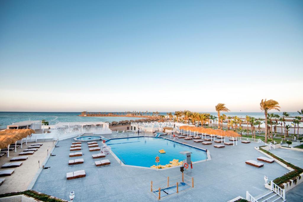 7 nights Hurghada all inclusive(Meraki Resort Hurghada )flights included