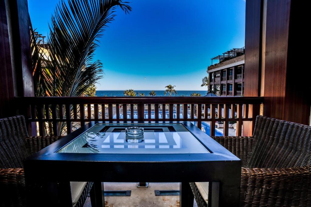 7 nights Spain bed and breakfast (Guadalpin Banus) flights included