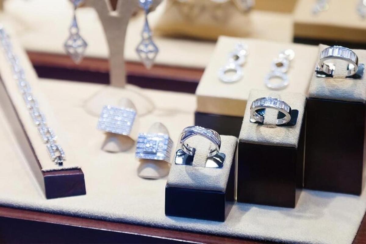 Indulge in Luxury The Ultimate Mayfair Shopping Private Tour