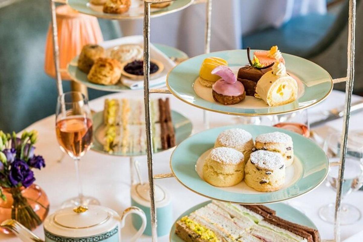 London Private Jewellery, Candles, Floristry and Fashion Tour