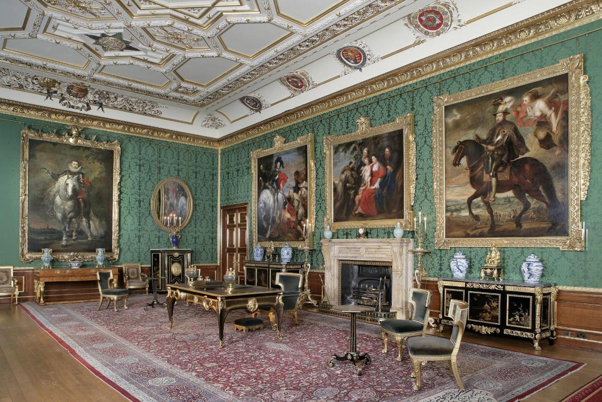 Windsor Castle, Stonehenge and Oxford Tour