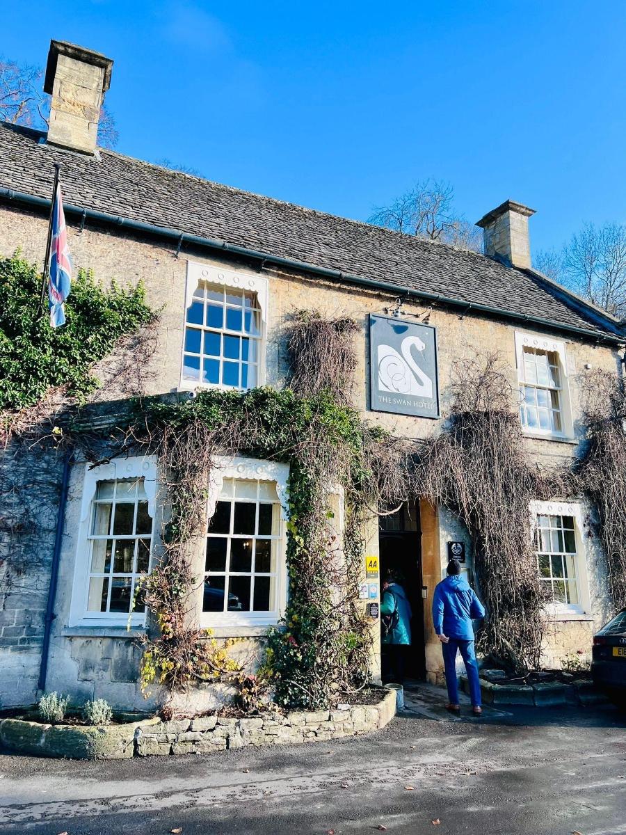 Full-day Tour of the Cotswolds with Lunch