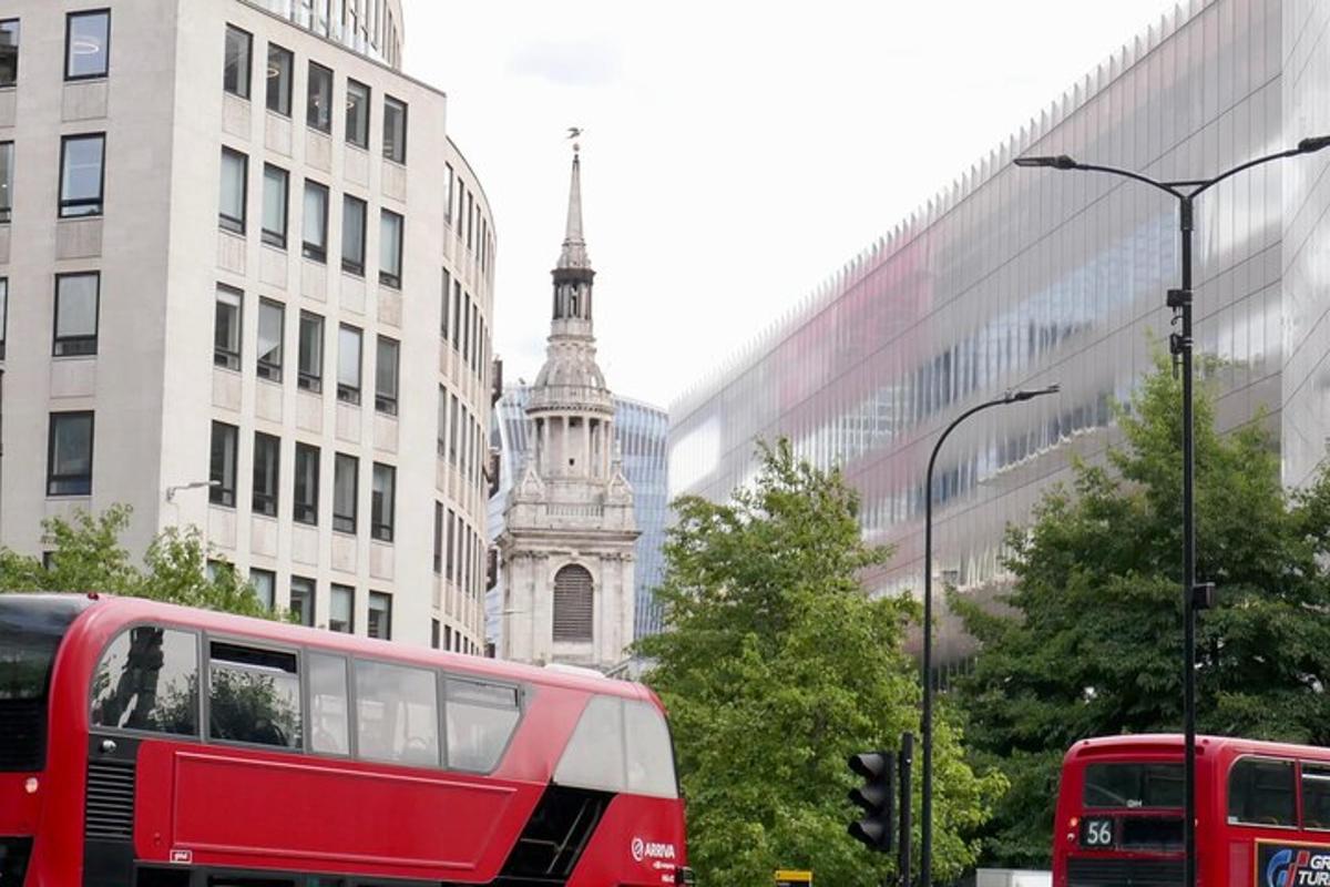 Fashion in the Square Mile - Walking Tour in City of London