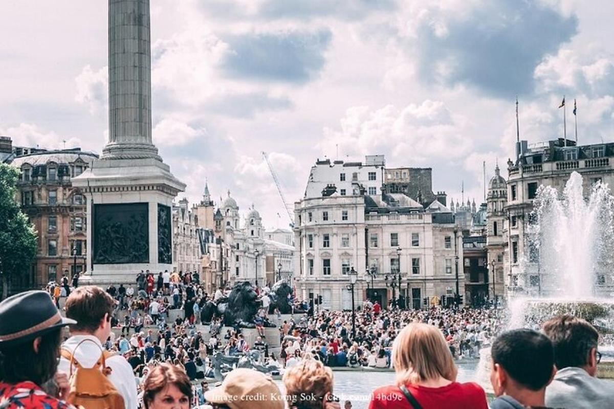 Family-Friendly Royal London Private Full-Day Highlights Tour