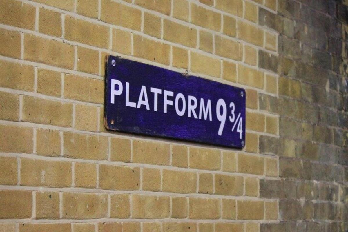Harry Potter Self-Guided Walking Tour in London