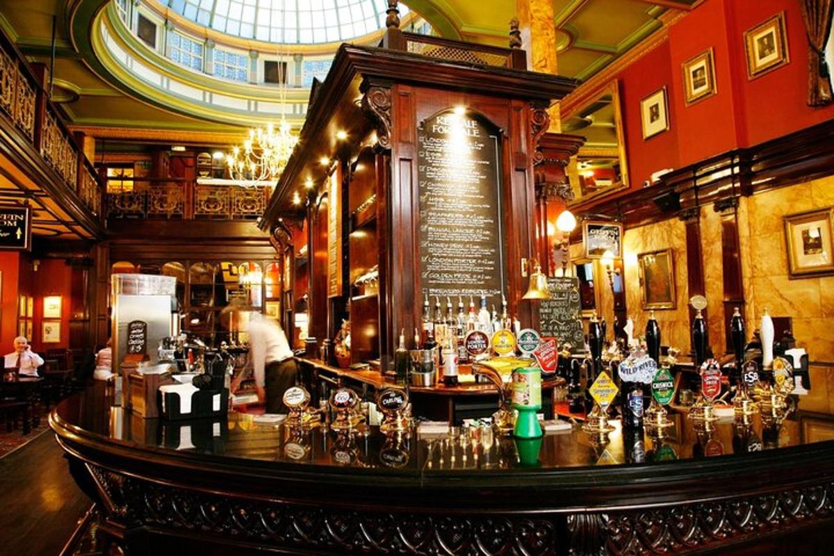 British Beer, London Soho Pubs Self-Guided Tour Booklet