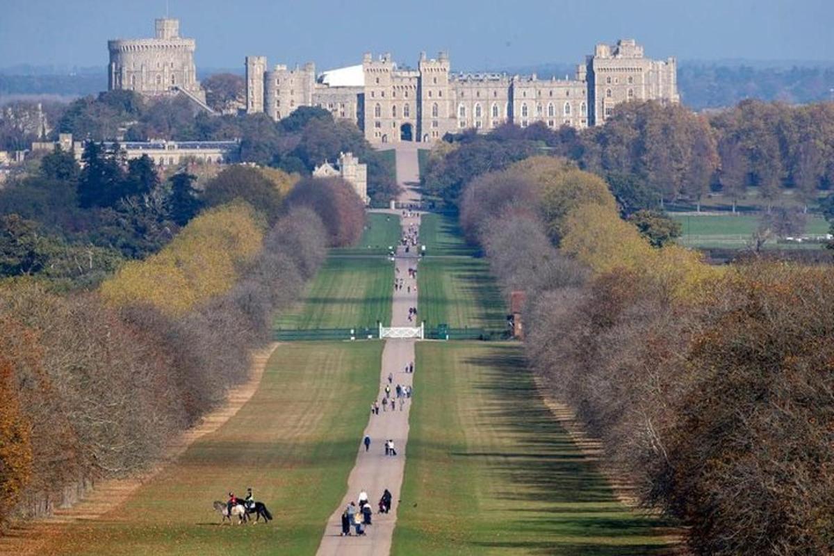 Windsor, Oxford and Stonehenge Private Tour with Tickets