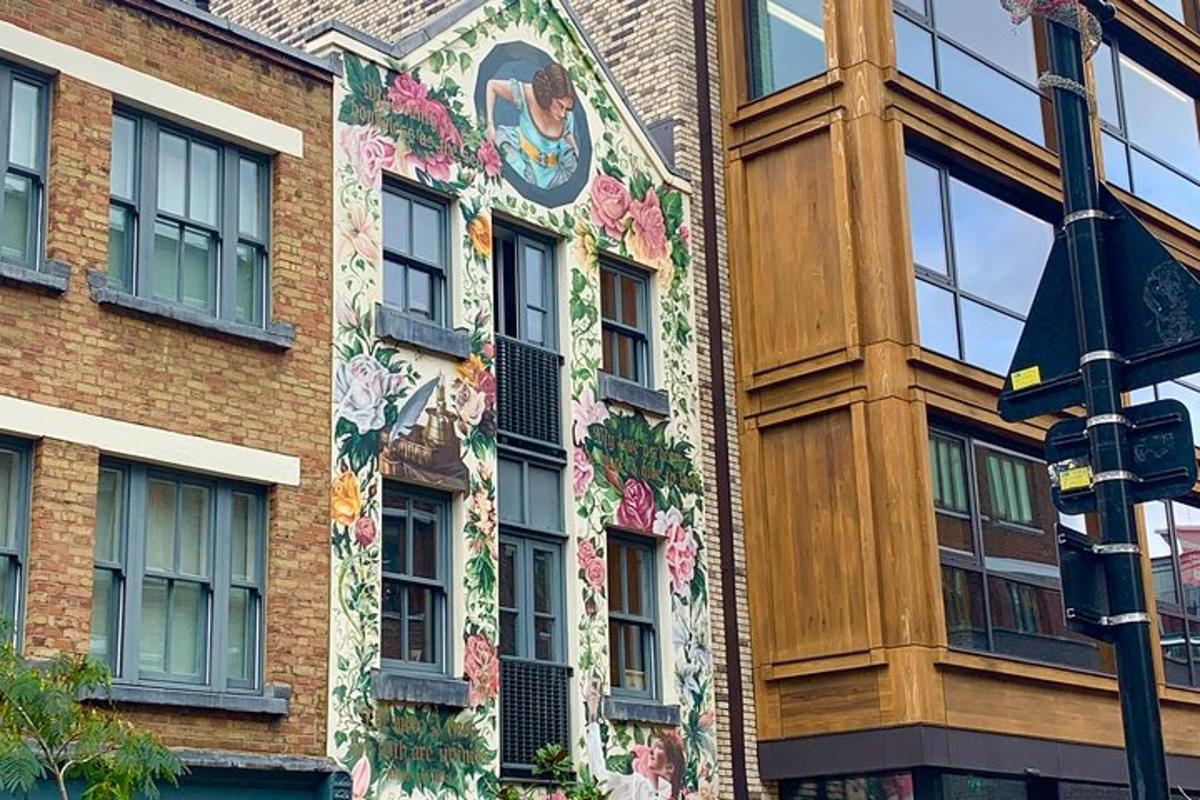 Shakespeare and Shoreditch Promenade Walking Tour in London