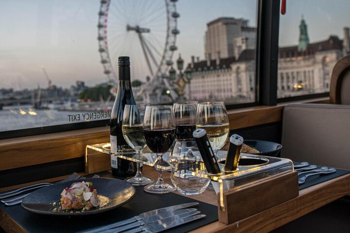 Luxury 6 Course Bus Dining Experience Through London