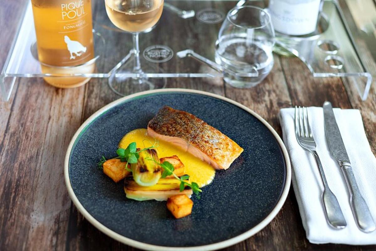 Luxury 6 Course Bus Dining Experience Through London
