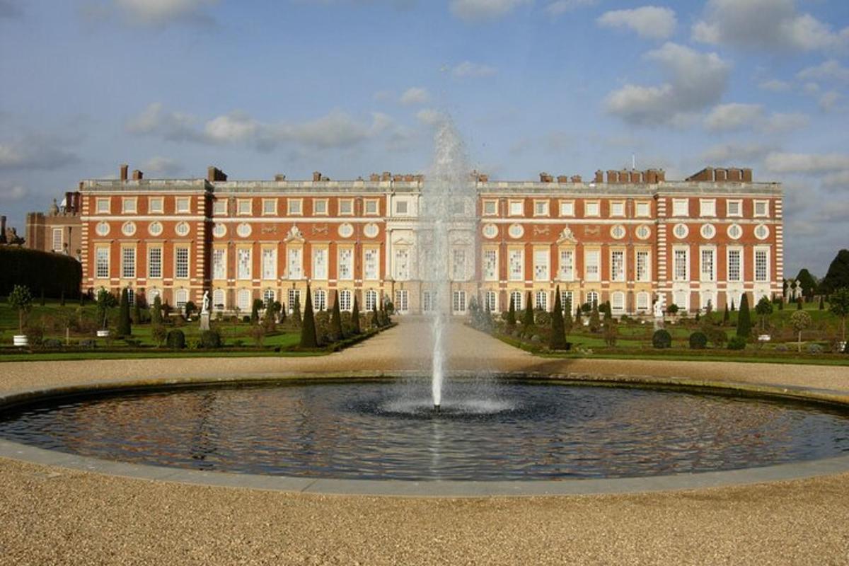 Private Driver at Your Disposal in London