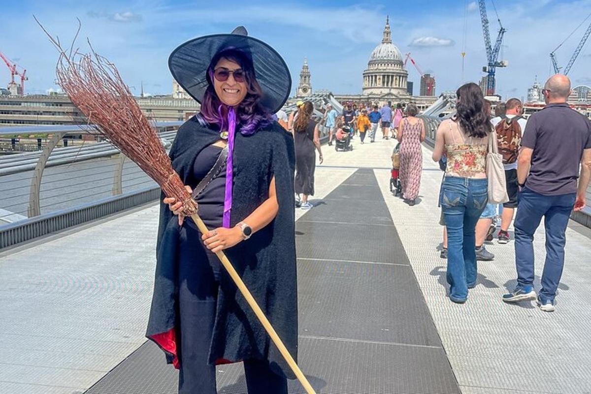 London Witches and History Walking Tour