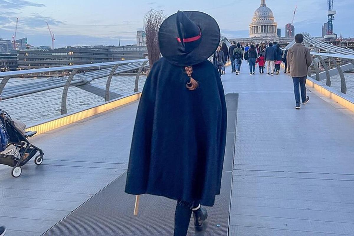 London Witches and History Walking Tour