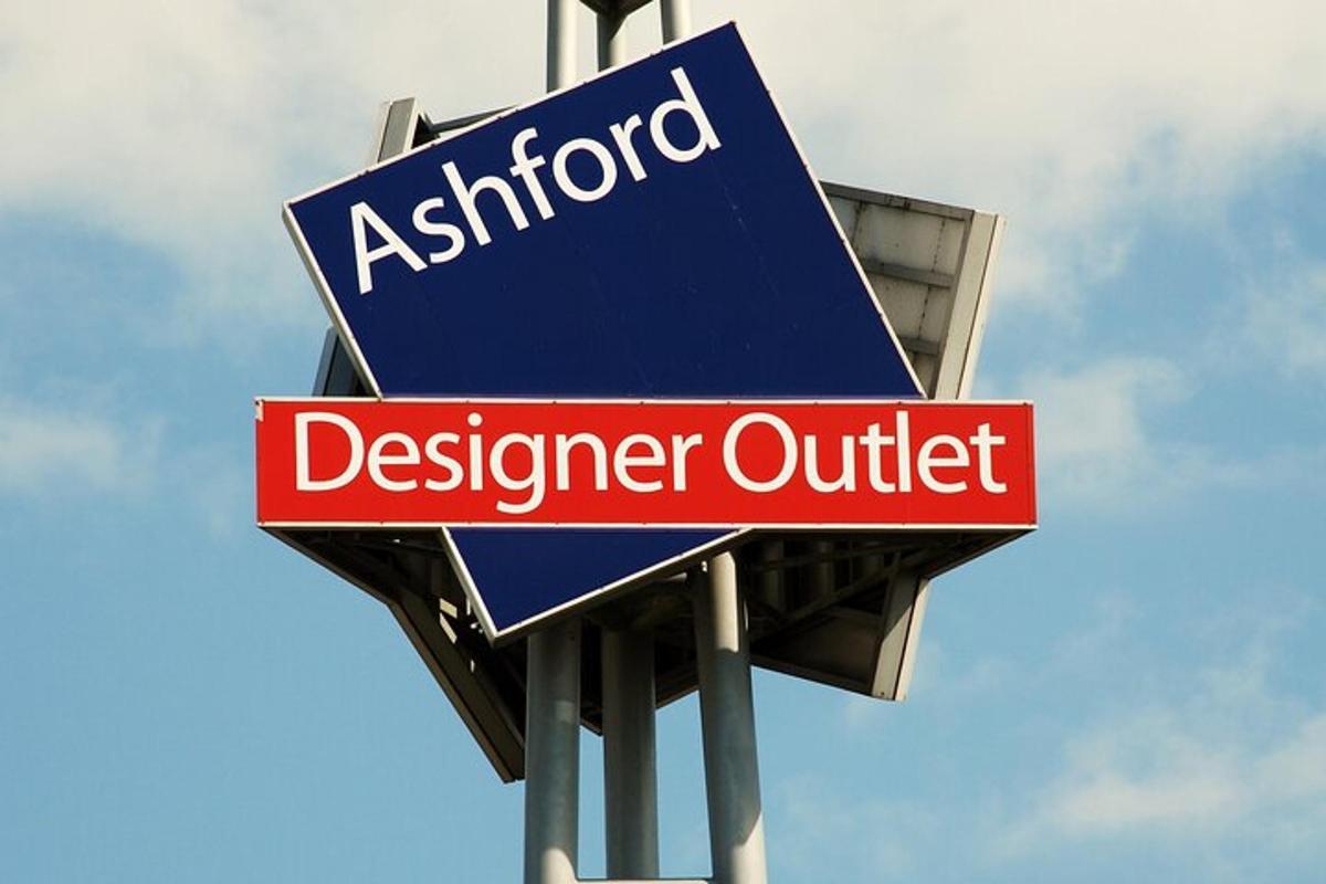 Private Shopping Tour from London to Designer Outlet Ashford