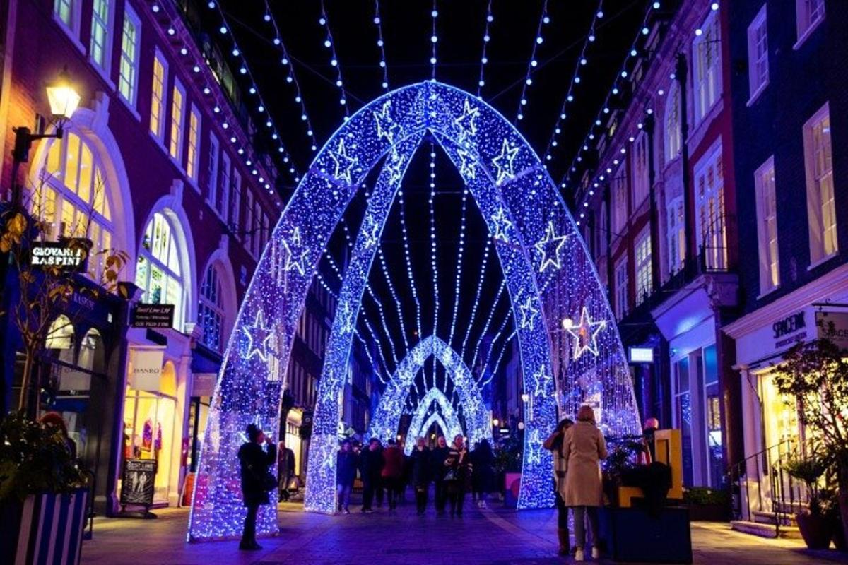 Christmas Lights Self Guided Walking Tour in London