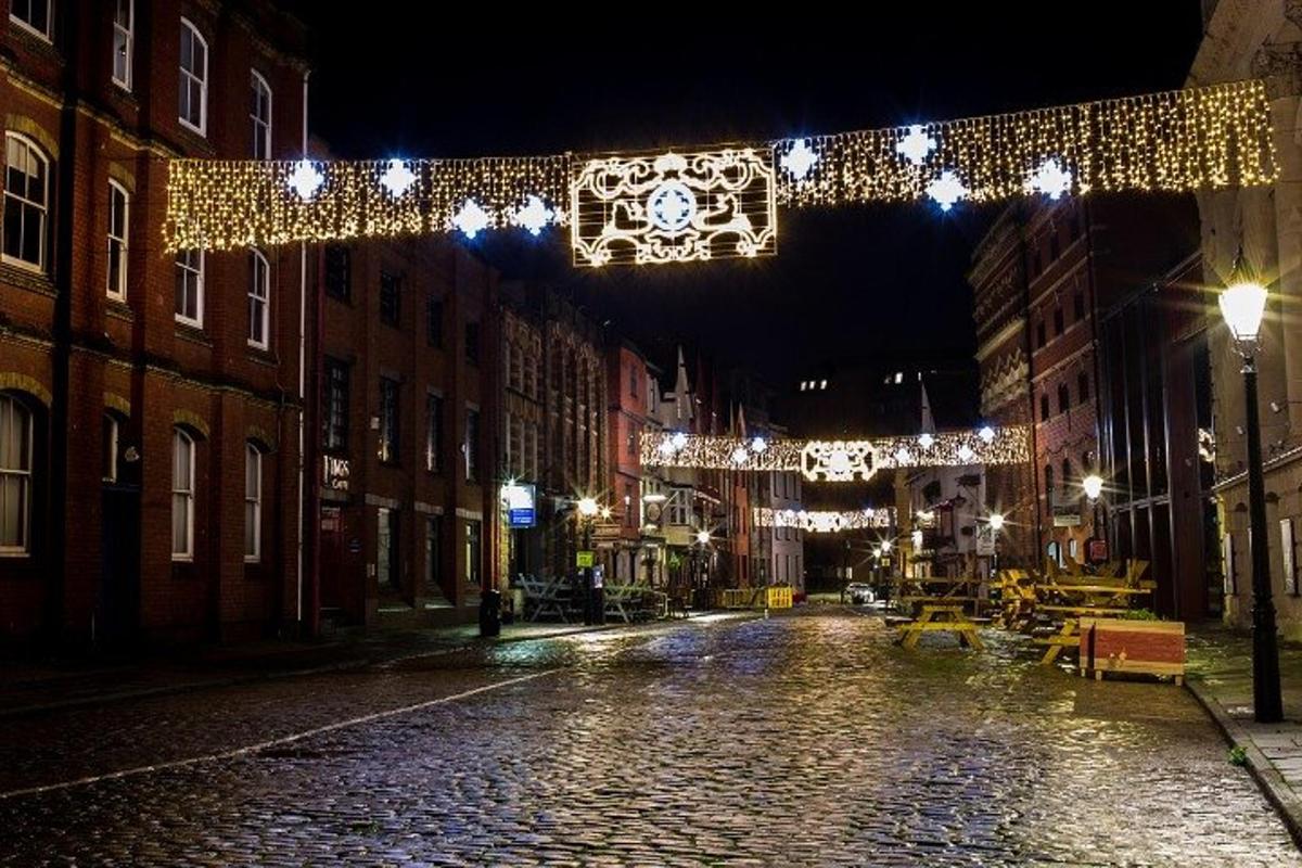 Christmas Lights Self Guided Walking Tour in London
