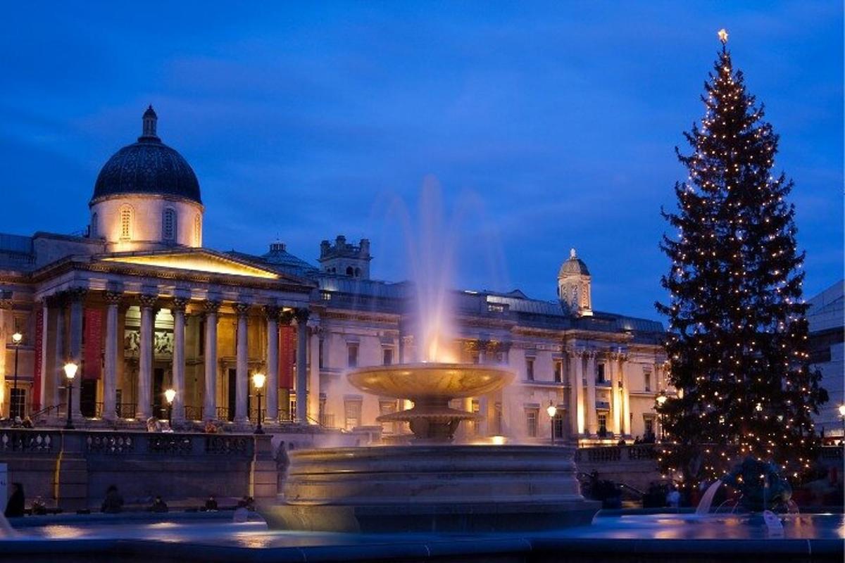 Christmas Lights Self Guided Walking Tour in London