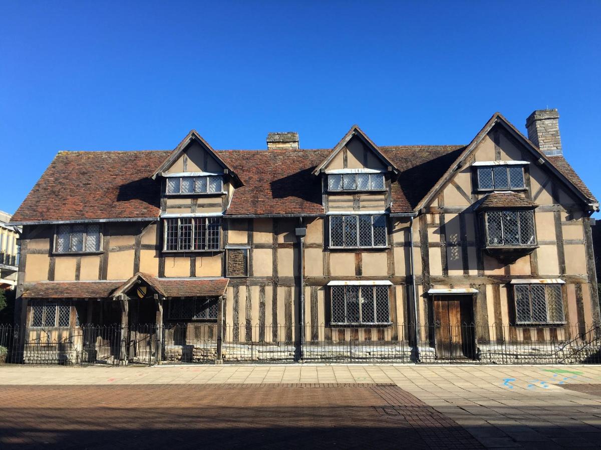 Warwick Castle, Stratford, Oxford and the Cotswolds