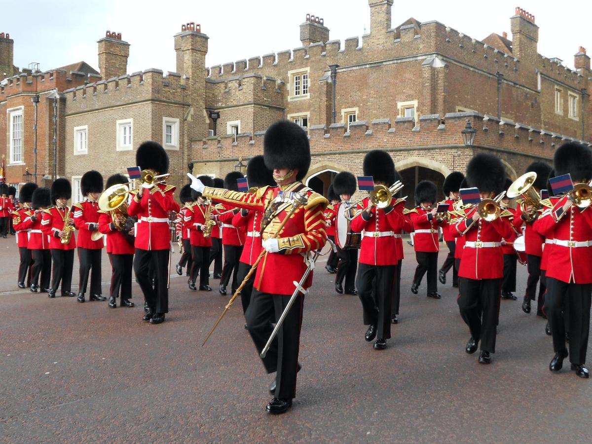 Guided Tour of Changing the Guard Ceremony