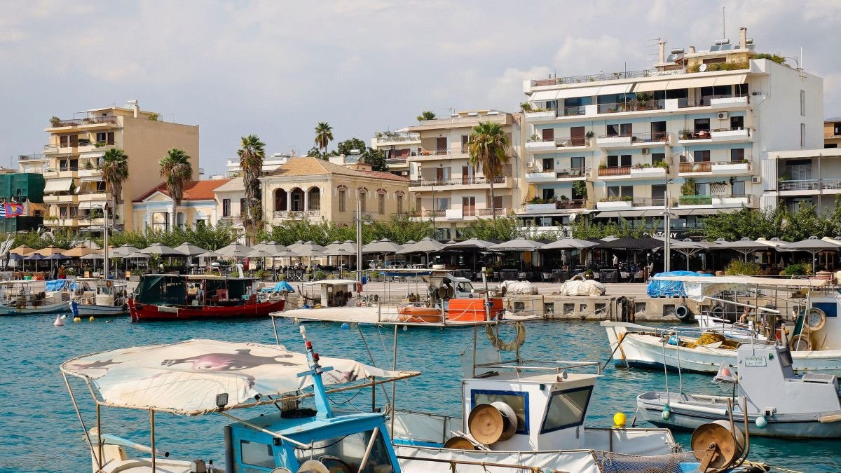 7 nights Greece bed and breakfast (Horizon Blu Boutique Hotel) flights included