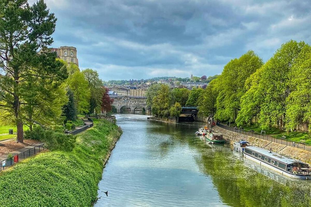 Stonehenge, Bath ,Windsor Castle From London