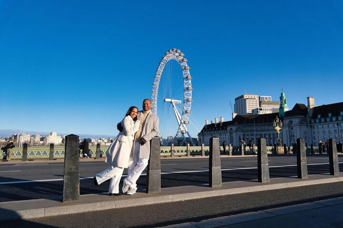 London Private Landmark Tour with Professional Photographer
