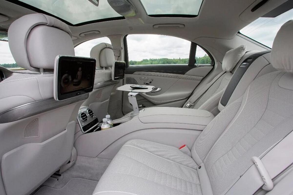 London to Gatwick Private Chauffeur Professional Service