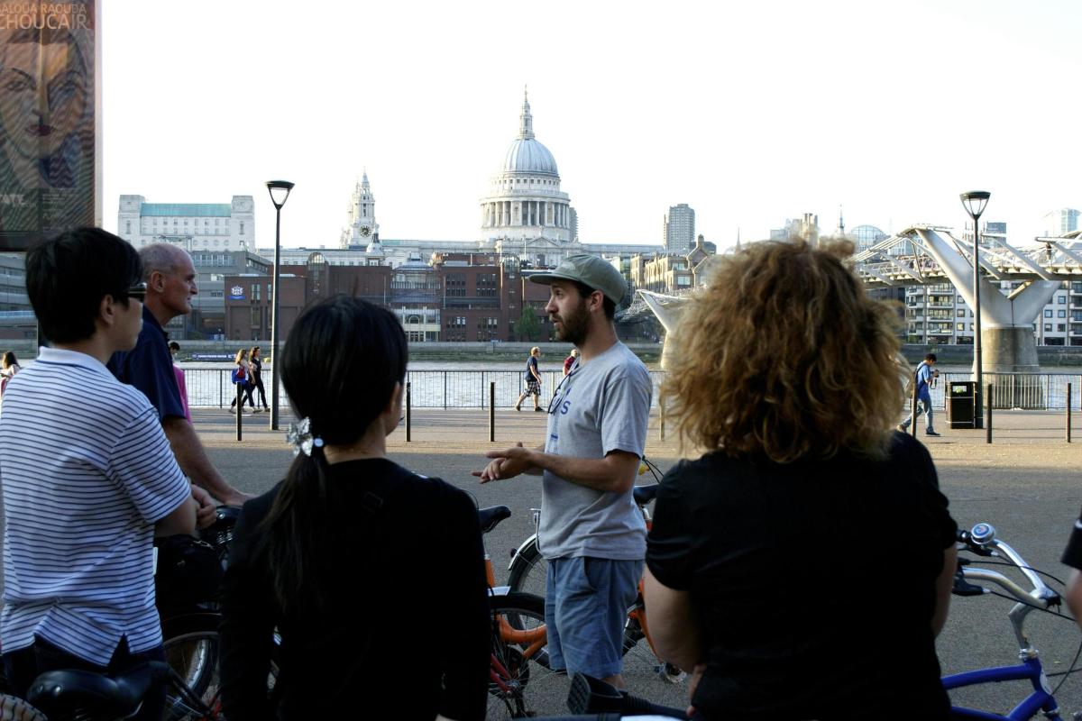 Evening Thames Bike Tour with Beer Tasting
