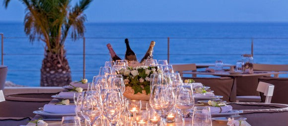 7 nights Greece bed and breakfast (Horizon Blu Boutique Hotel) flights included