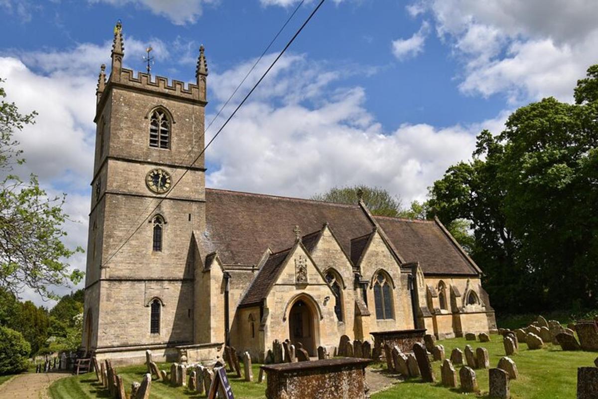 Explore the Cotswolds (Private Day Tour from London)