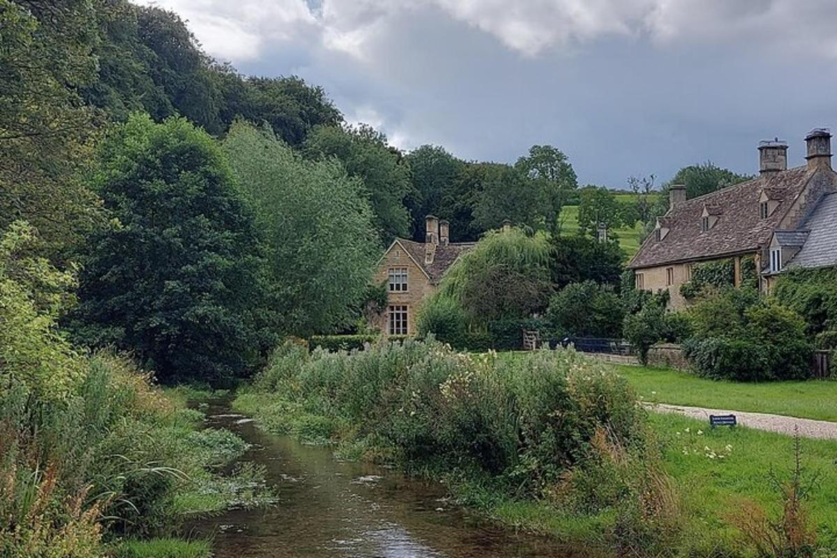Explore the Cotswolds (Private Day Tour from London)