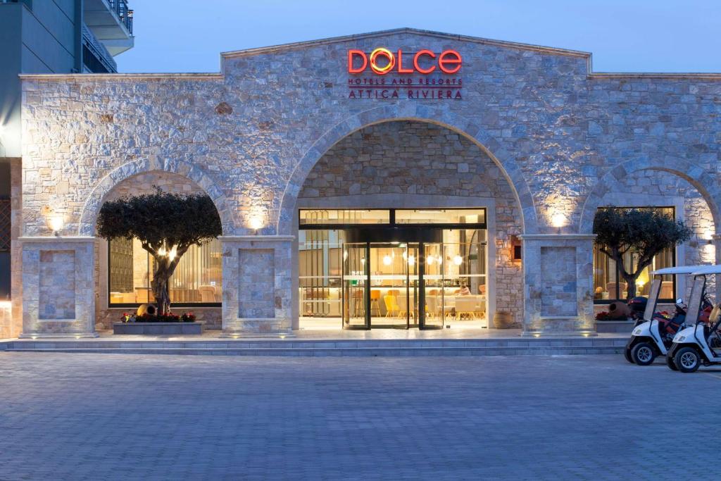 7 nights Greece bed and breakfast (Dolce Attica Riviera) flights included