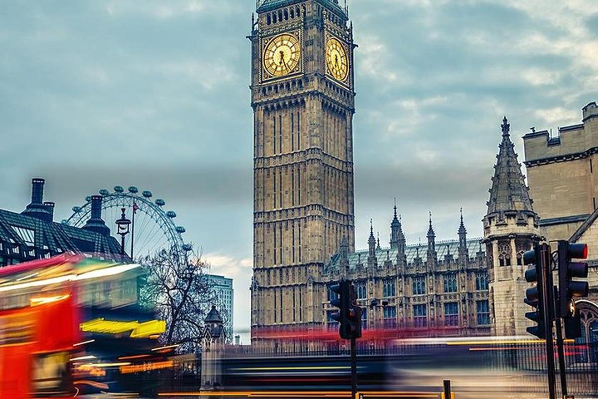 London Private Transfer from central London to Gatwick Airport