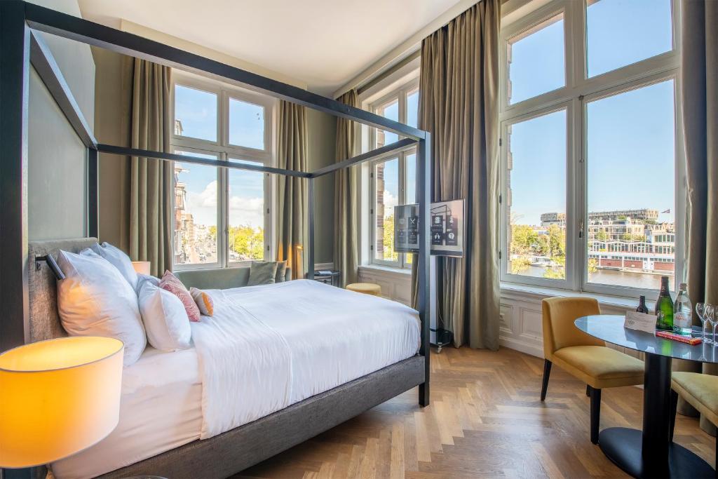 7 nights Amsterdam bed and breakfast (Pestana Amsterdam Riverside) flights included