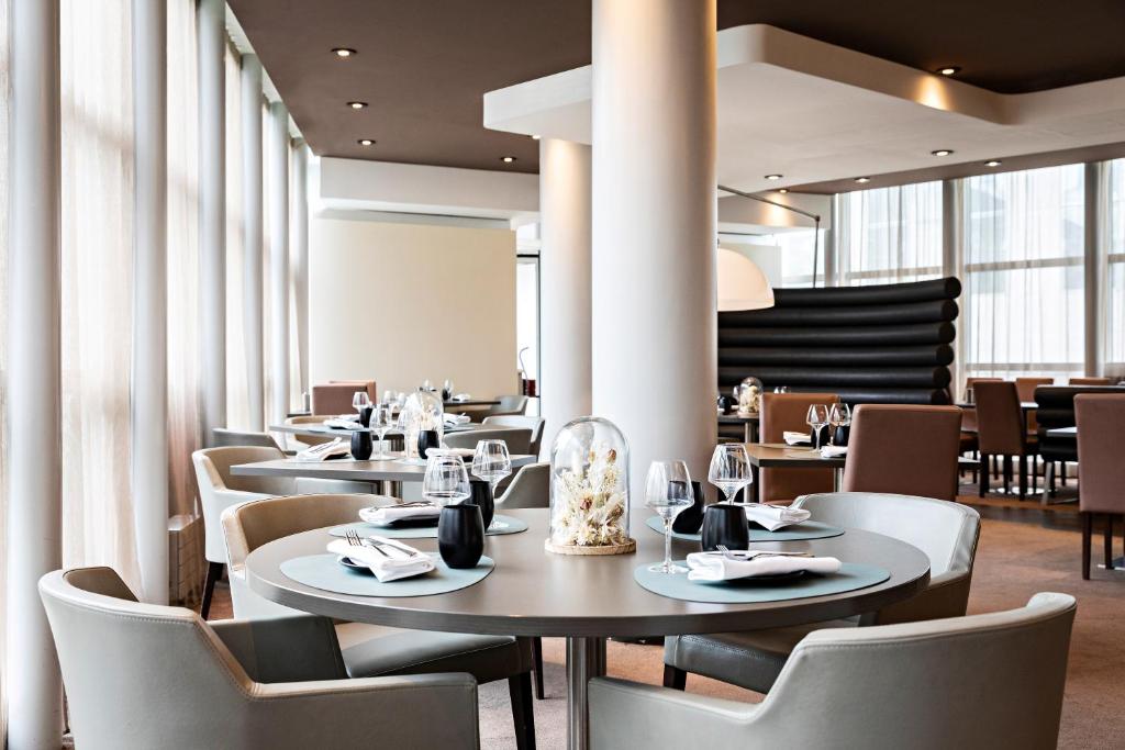 7 nights France bed and breakfast (Pullman Paris La Défense) flights included
