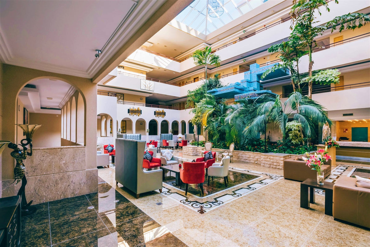 7 nights Portugal bed and breakfast (Grand Muthu Forte da Oura) flights included