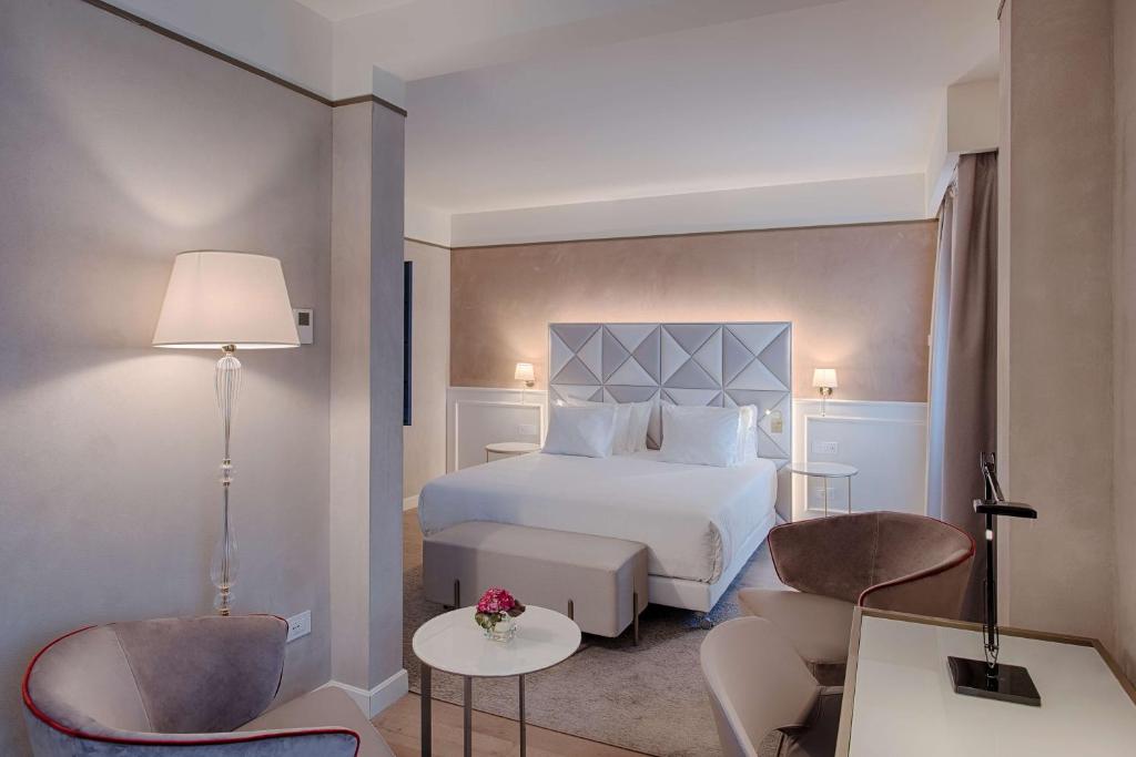 7 nights Italy bed and breakfast (NH Collection Palazzo Verona) flights included