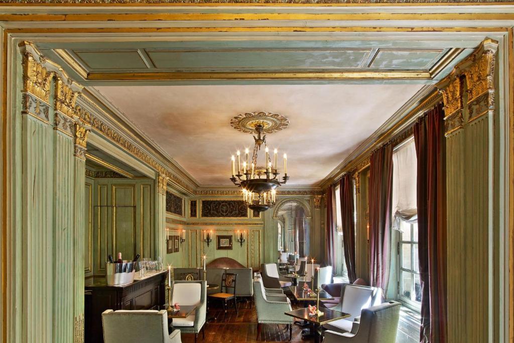 7 nights France bed and breakfast (Le Dokhan’s Paris Arc de Triomphe, a Tribute Portfolio Hotel) flights included