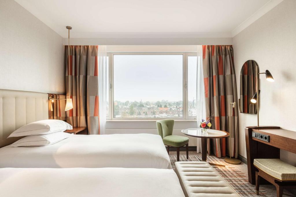 7 nights Amsterdam bed and breakfast (Hilton Amsterdam) flights included