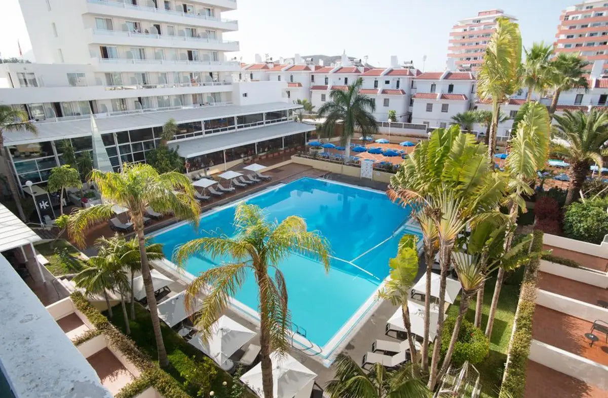 2 nights Spain bed and breakfast (Catalonia Oro Negro) flights included