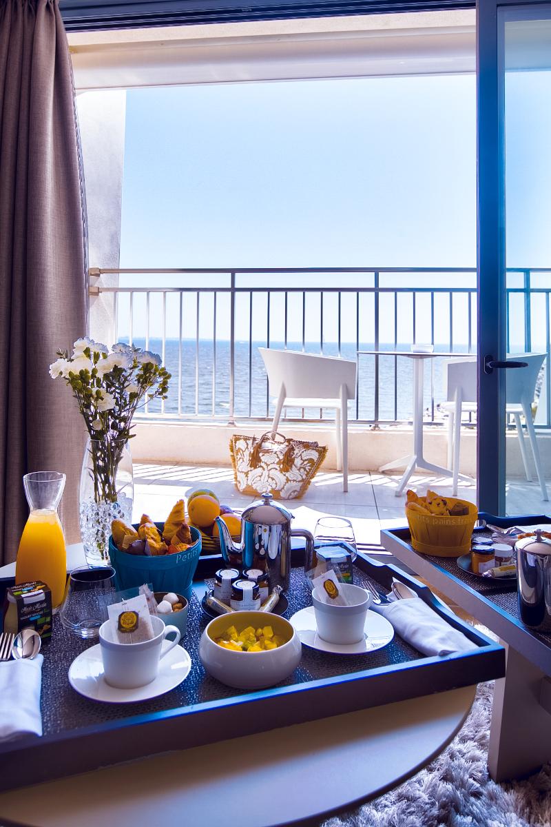 7 nights France bed and breakfast (La Plage Art Et Emotions) flights included