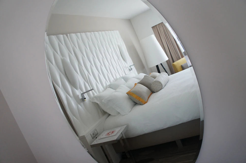 7 nights France bed and breakfast (Renaissance Aix-en-Provence Hotel) flights included