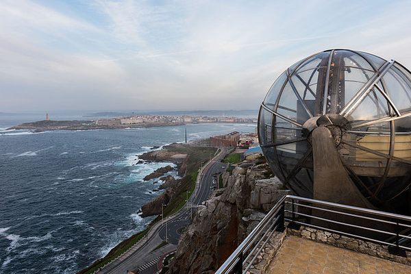 2 nights Spain (Valencia Ferrol) flights included ( room only )