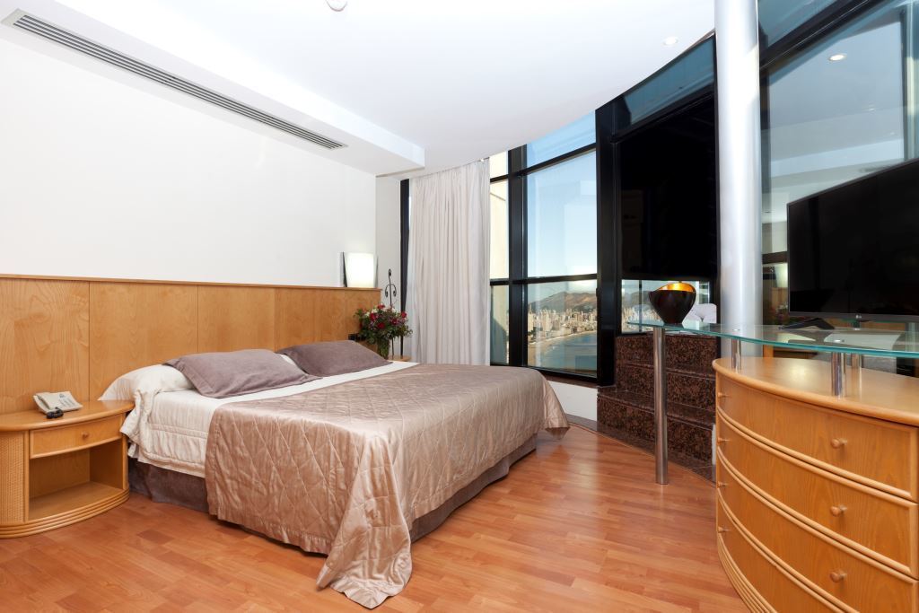 7 nights Spain bed and breakfast (Gran Hotel Bali) flights included