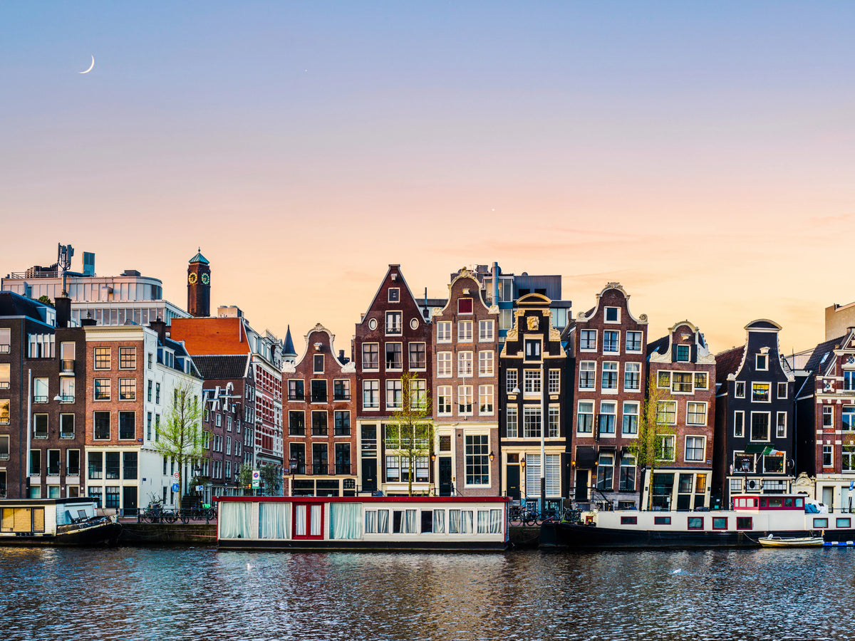 7 nights Amsterdam bed and breakfast (Bilderberg Garden Hotel) flights included