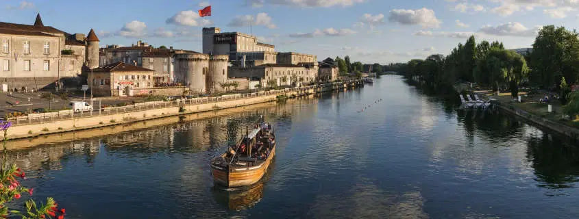 7 nights France bed and breakfast (Hôtel Chais Monnet & Spa) Flights included