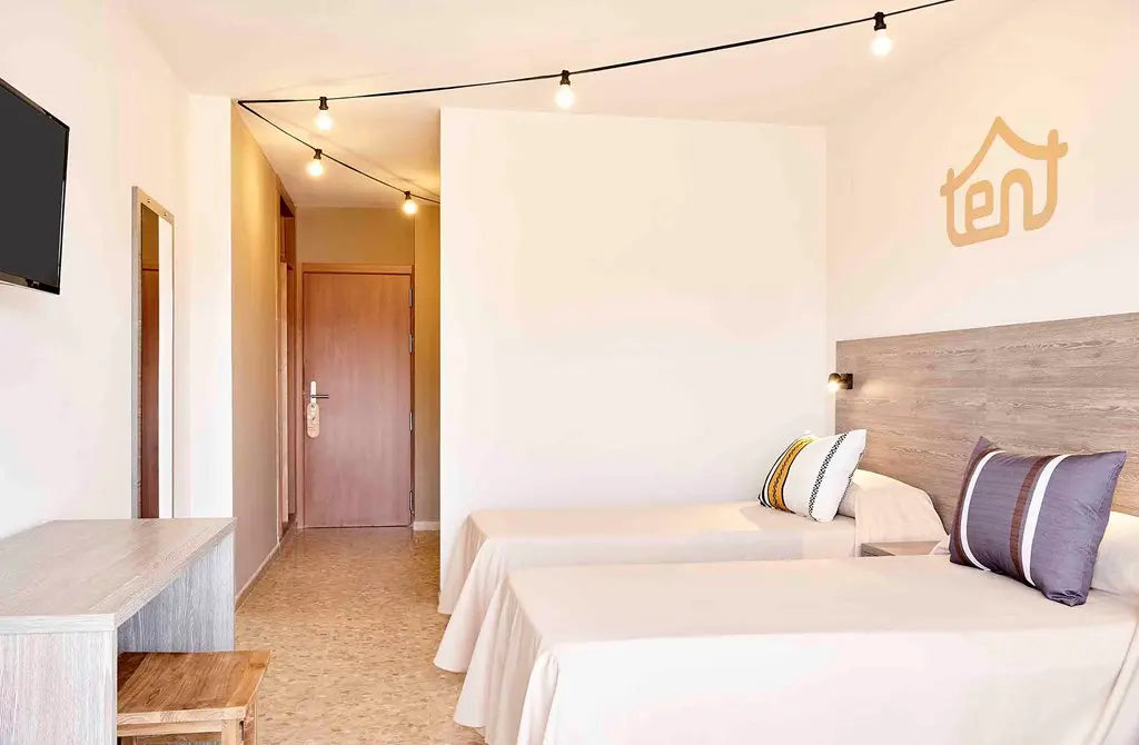 7 nights Spain bed and breakfast (Tent Torremolinos) flights included